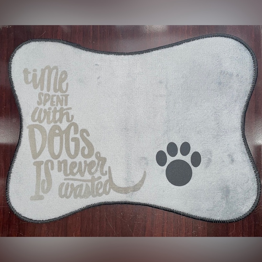 Dog bowl mat